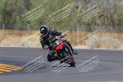 media/Oct-03-2022-Moto Forza (Mon) [[5f077a3730]]/Intermediate Group/Session 3 (Turn 3)/